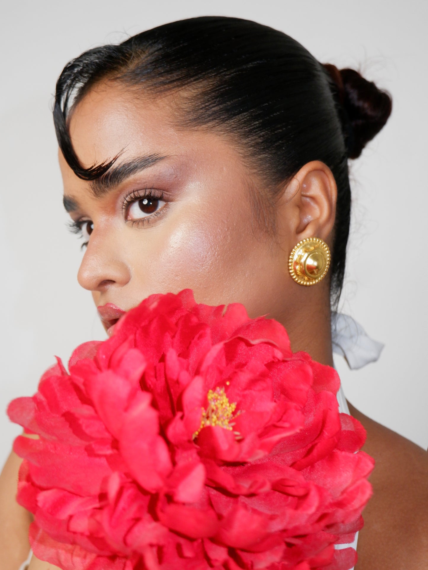 Tanya Gupta In Our Hammered Dome Earrings In Gold Finish